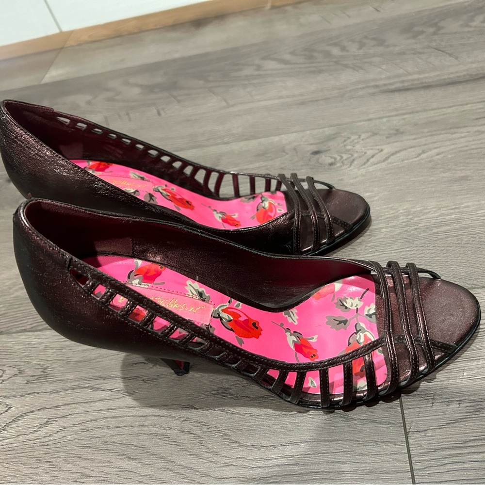 Betsy Johnson Sandals/Heels - Like New
